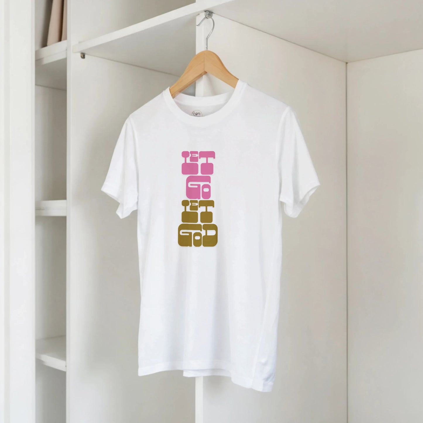 ef37e0ff-cf73-48f2-91b3-781c6616409d